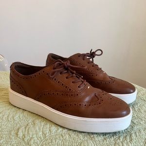 Clarks leather oxfords (womens)